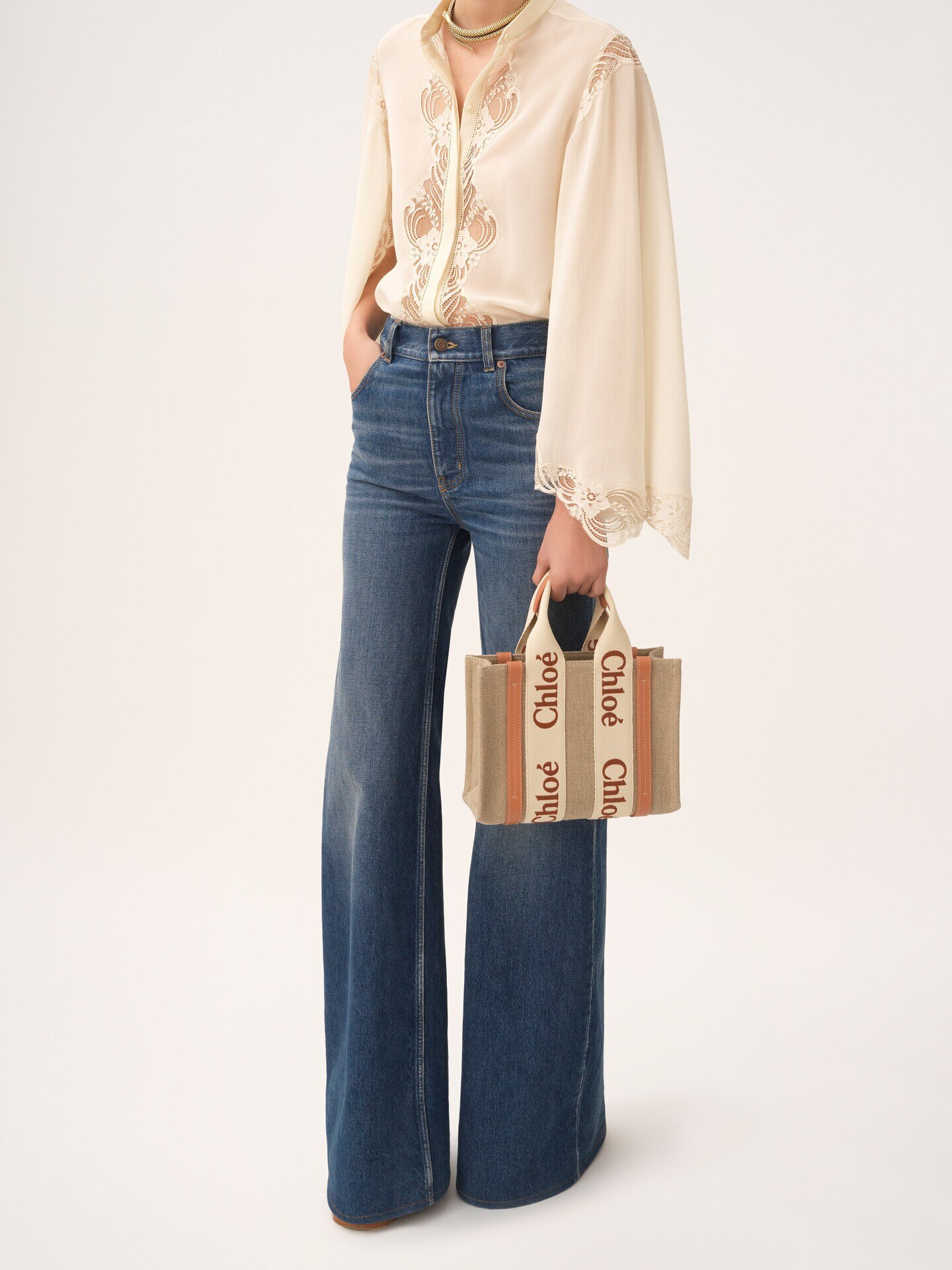 Small Woody tote bag in linen - 9