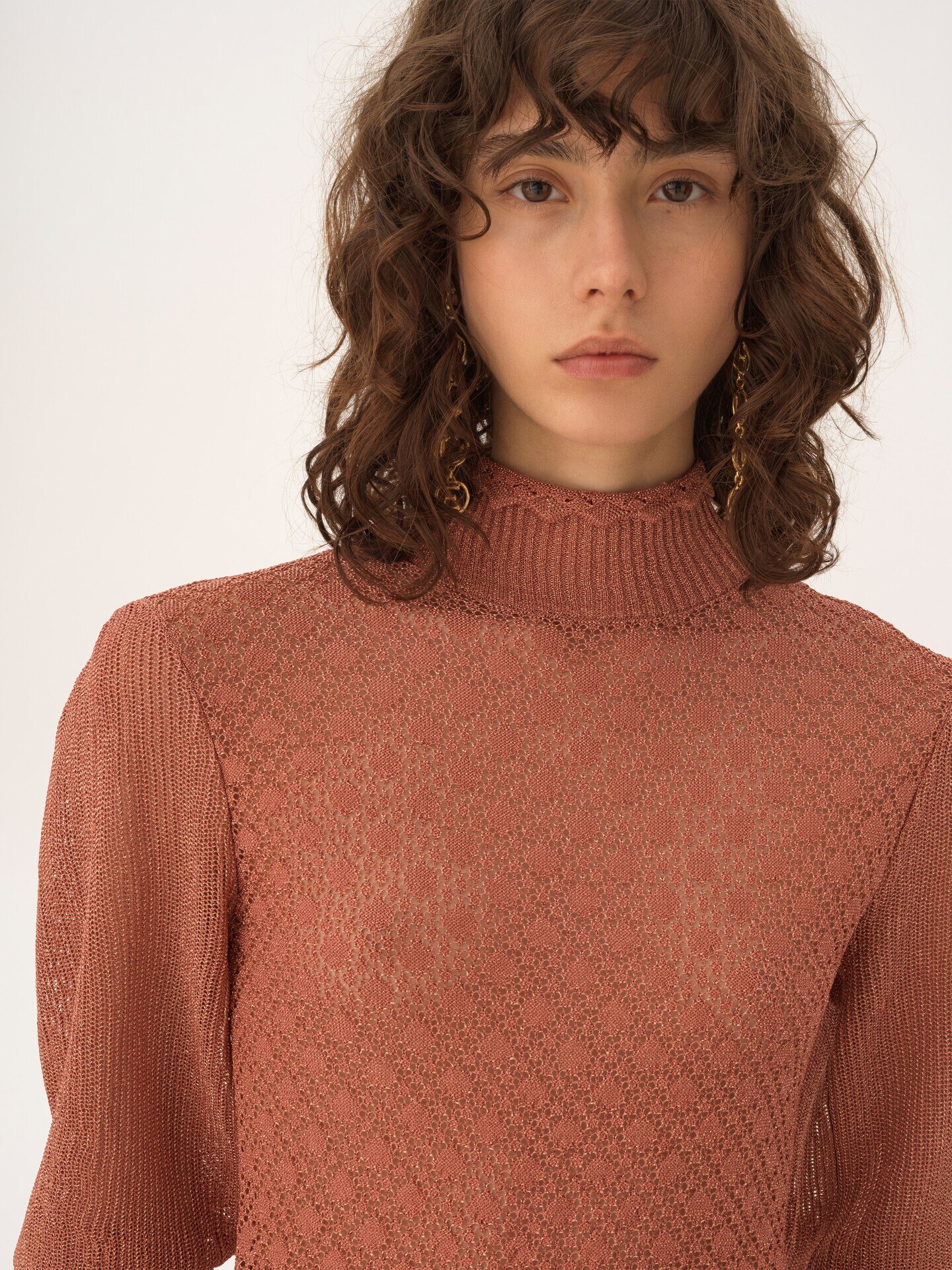 Ruffled puff-sleeve jumper in a lurex knit - 7