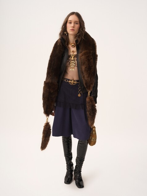 Short blouson in leather
