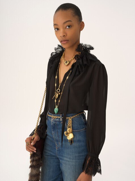 Fluid blouse in silk georgette & lace