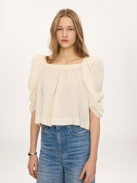 Puff-sleeve pleated top in cr&ecirc;pe de chine