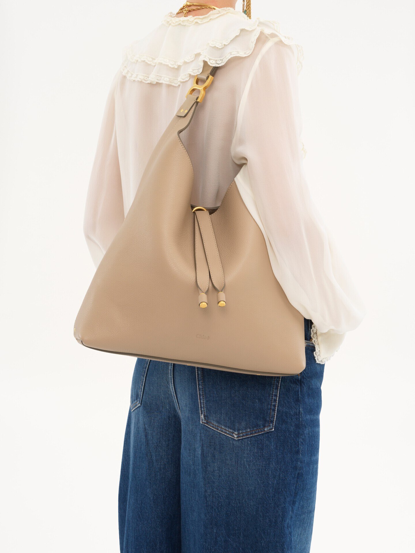 Marcie hobo bag in grained leather - 3