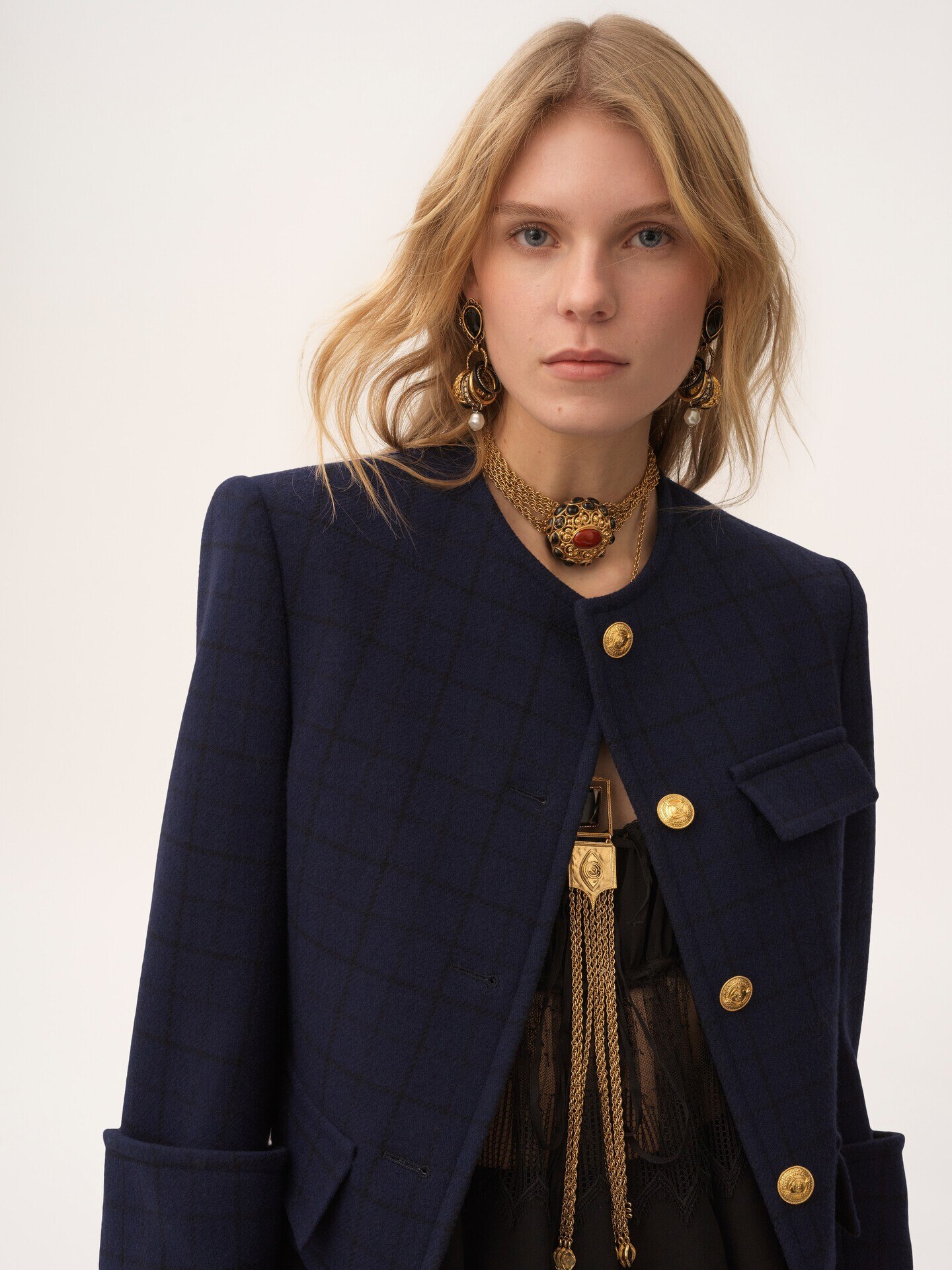 Boxy collarless jacket in wool check - 7