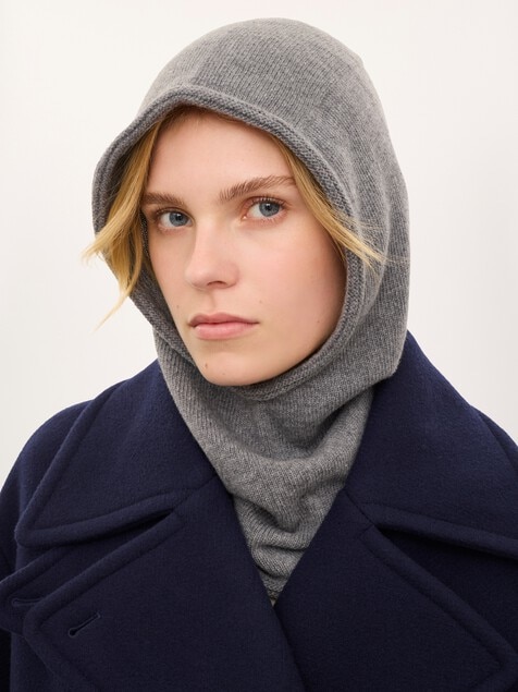 The Chlo&eacute; Iconic balaclava in wool
