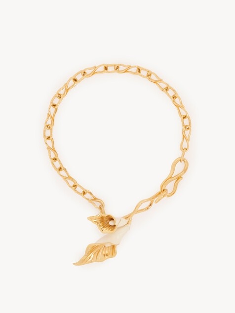 The Chlo&eacute; Lily choker