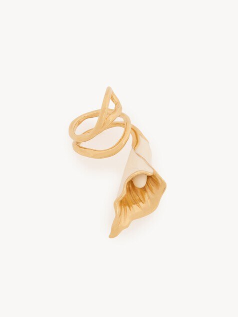 The Chlo&eacute; Lily ring