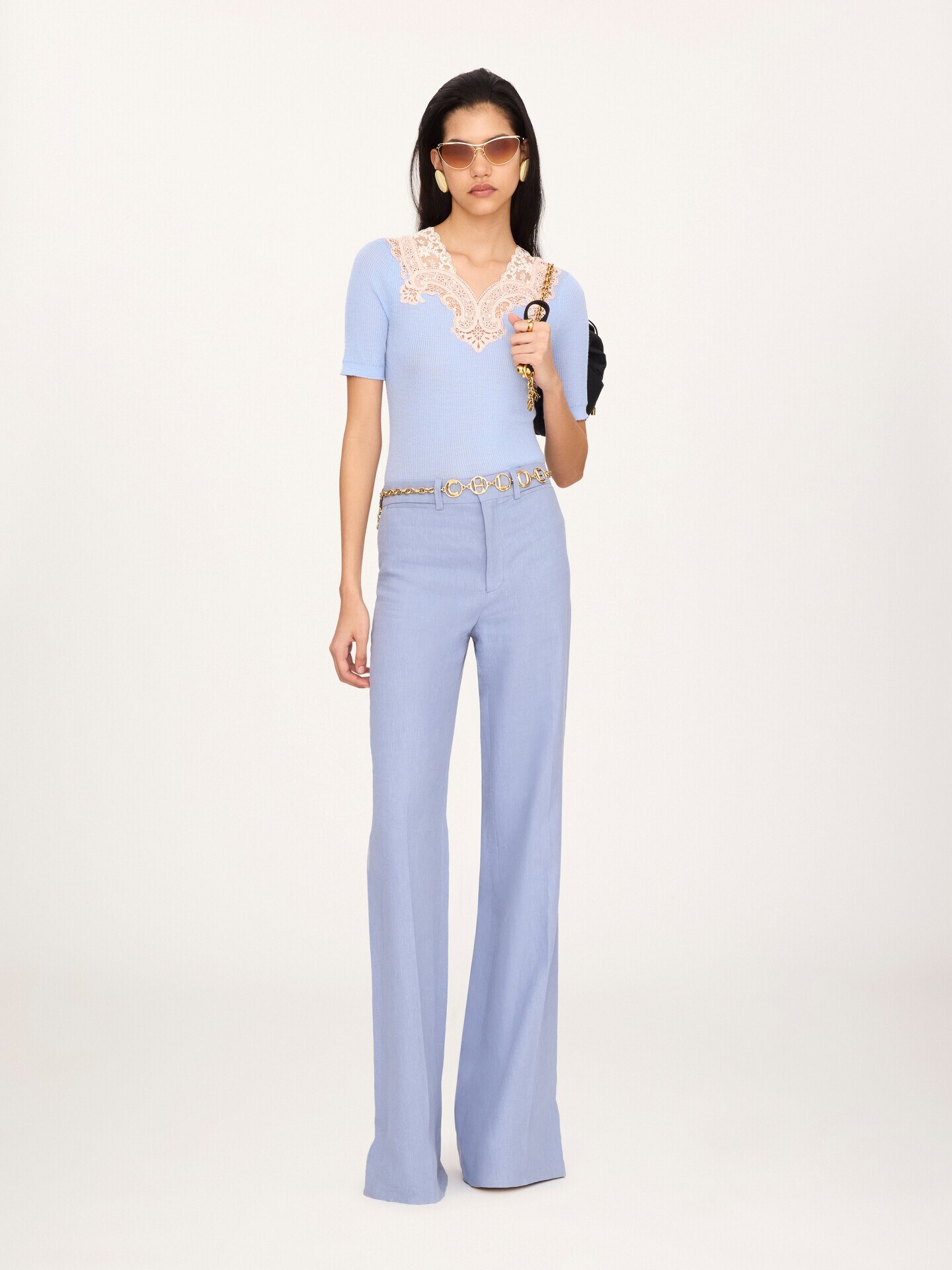 Flared high-rise trousers in linen cr&ecirc;pe - 3