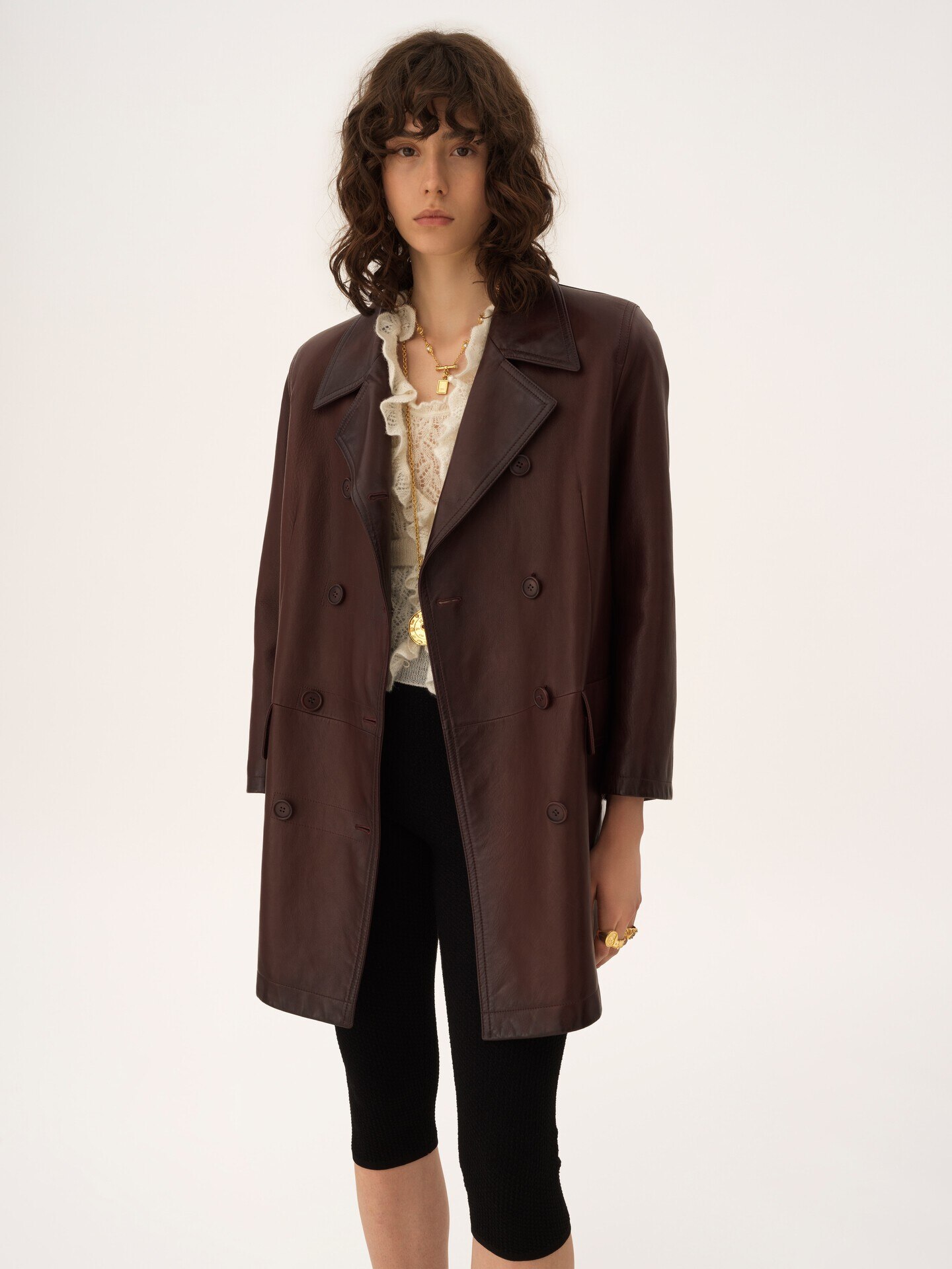 Double-breasted carcoat in leather - 4