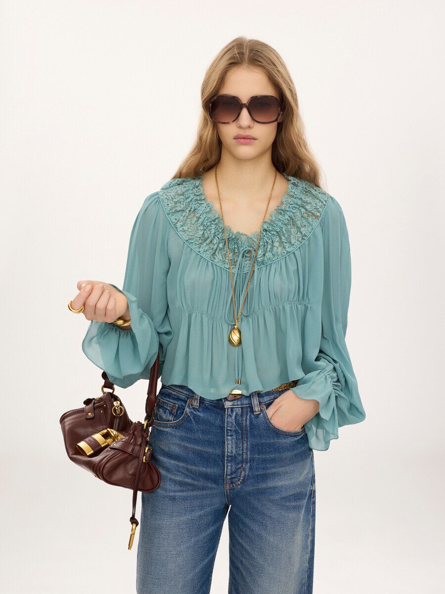 Scoop-neck cropped top in silk georgette & lace - 4