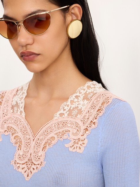 The Chlo&eacute; Pleats earrings