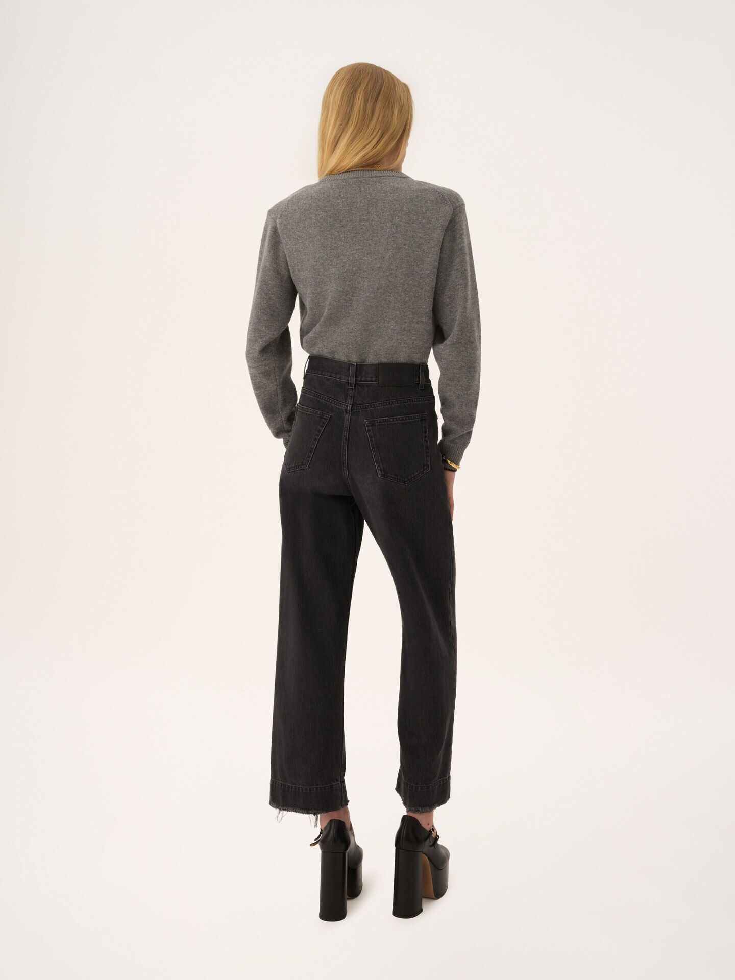 High-rise cropped jeans in denim - 5
