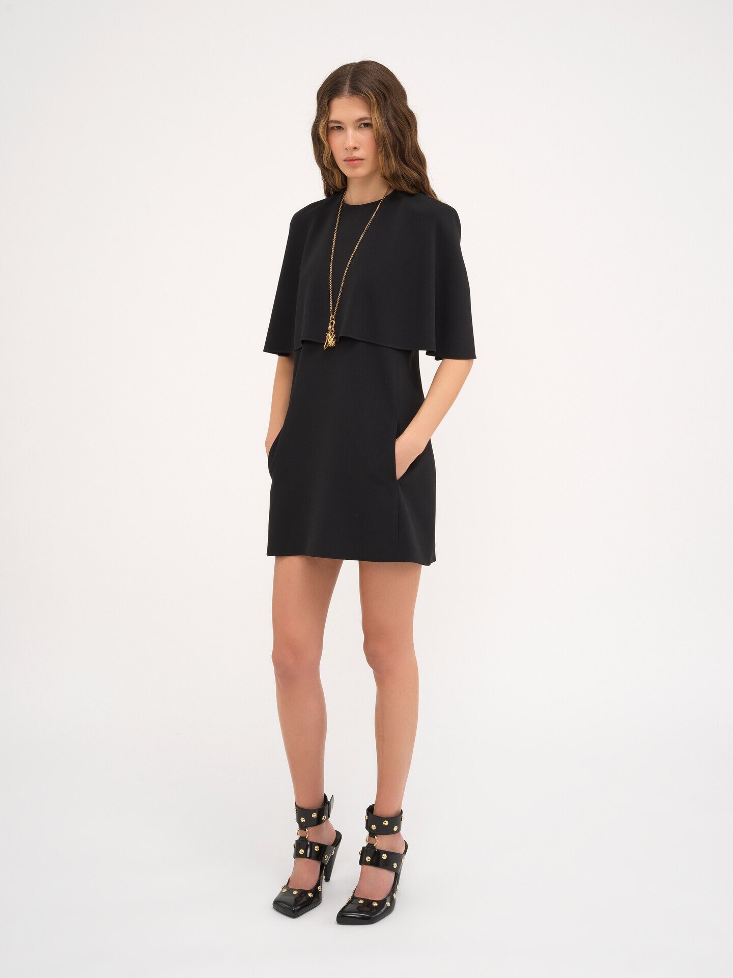 Short cape dress in viscose cr&ecirc;pe - 4