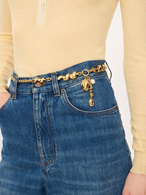 The Chlo&eacute; Tulip jewelry belt