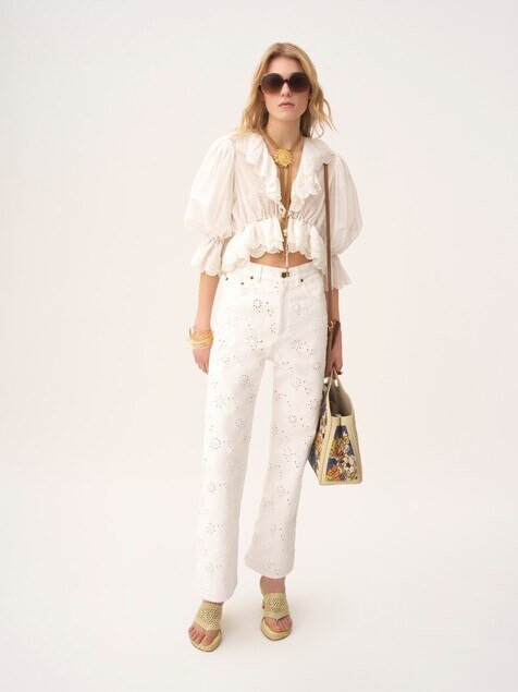 Embroidered cropped jeans in denim