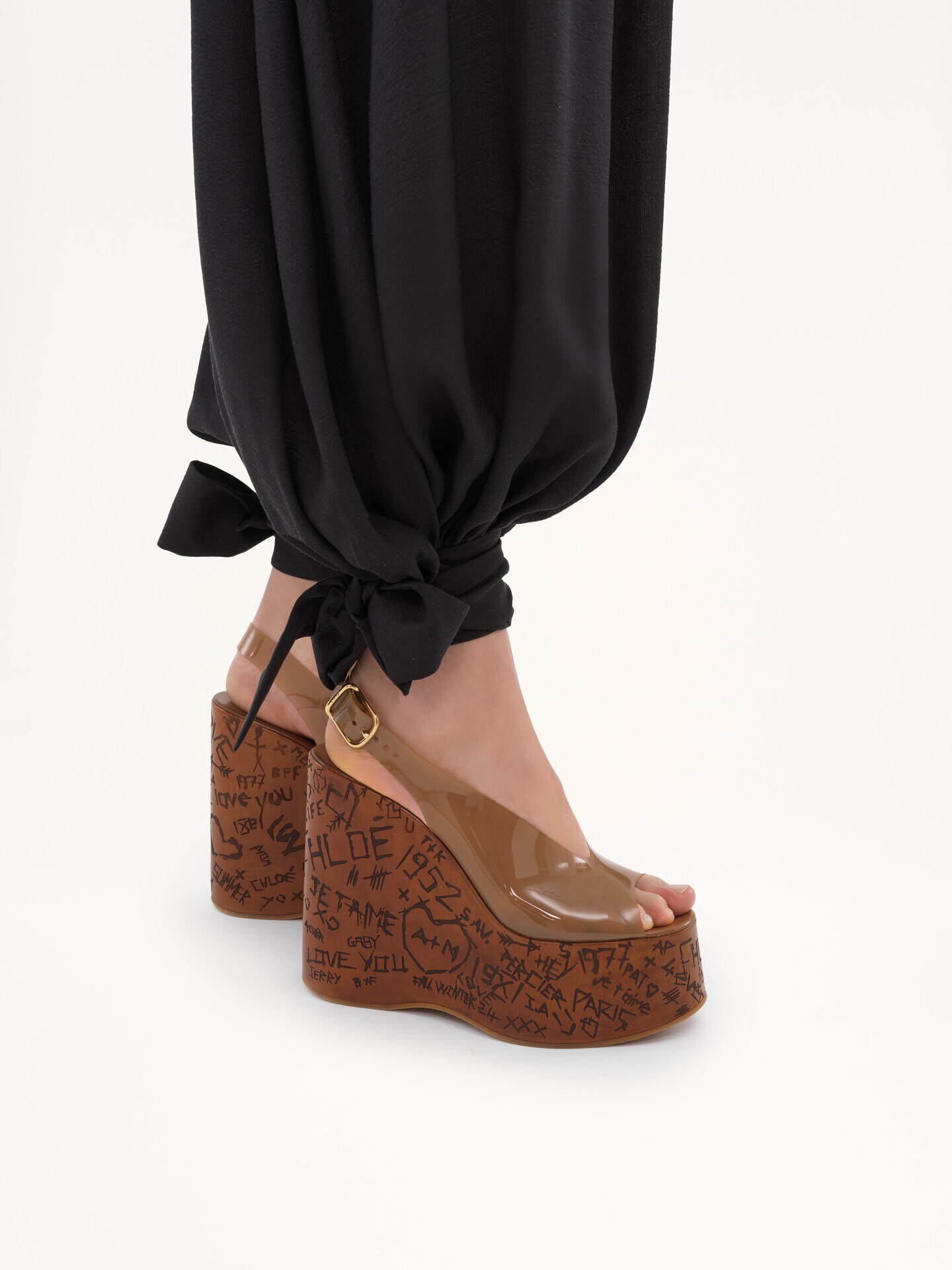 Fluid pleated trousers in silk charmeuse - 6