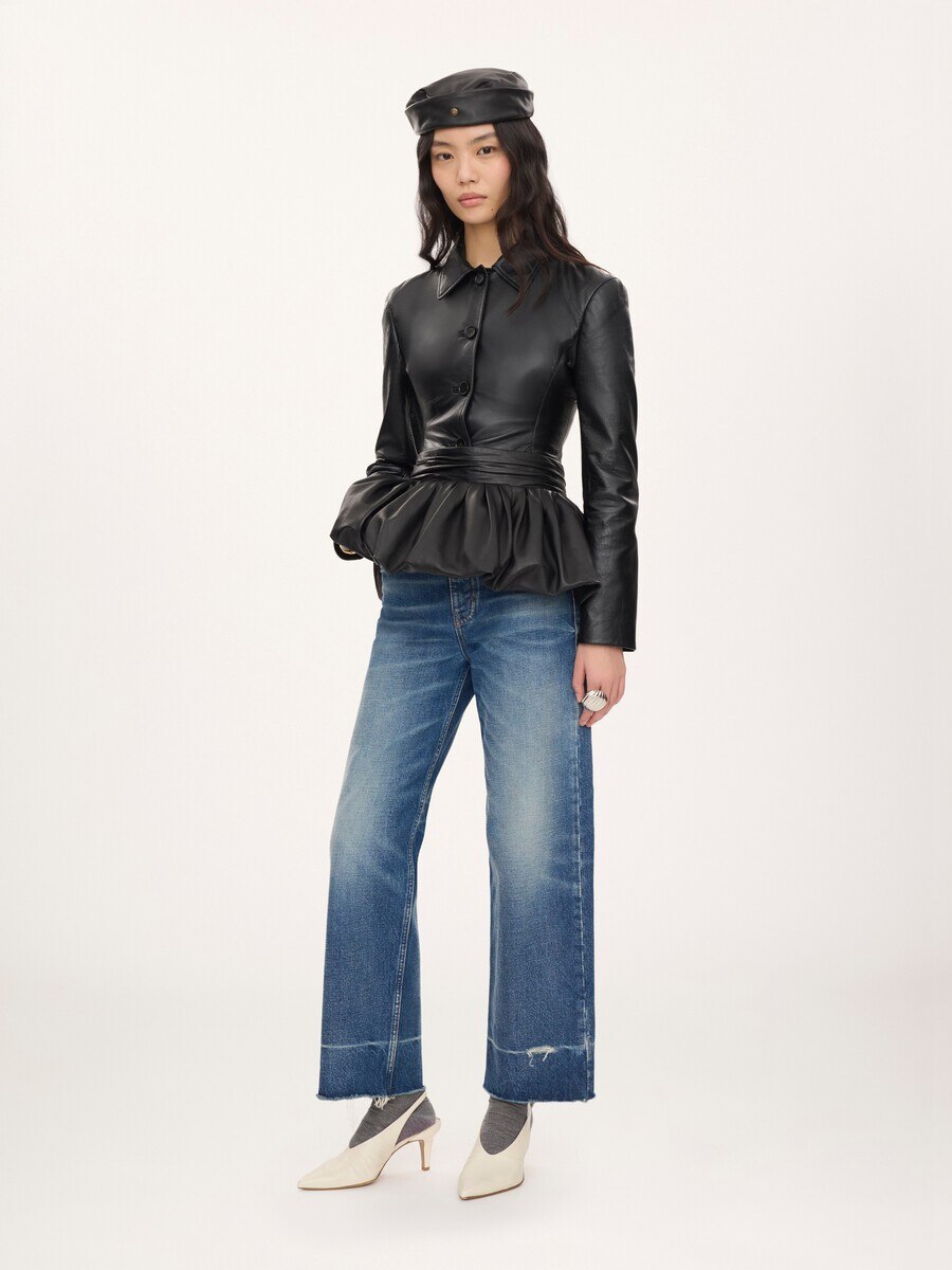 Fitted tailored jacket in leather - 3