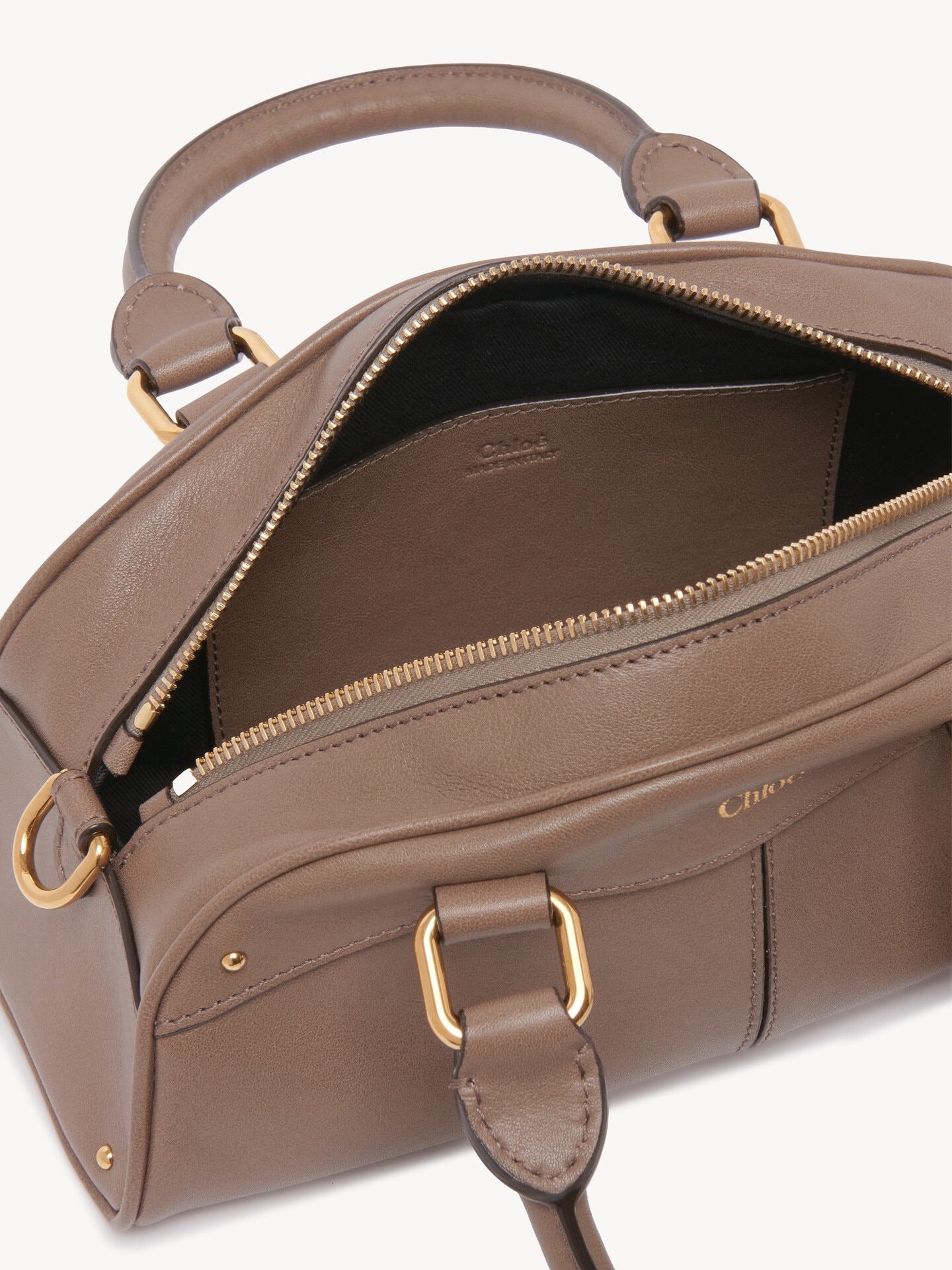 Small Chlo&eacute; bowling bag in soft leather - 8