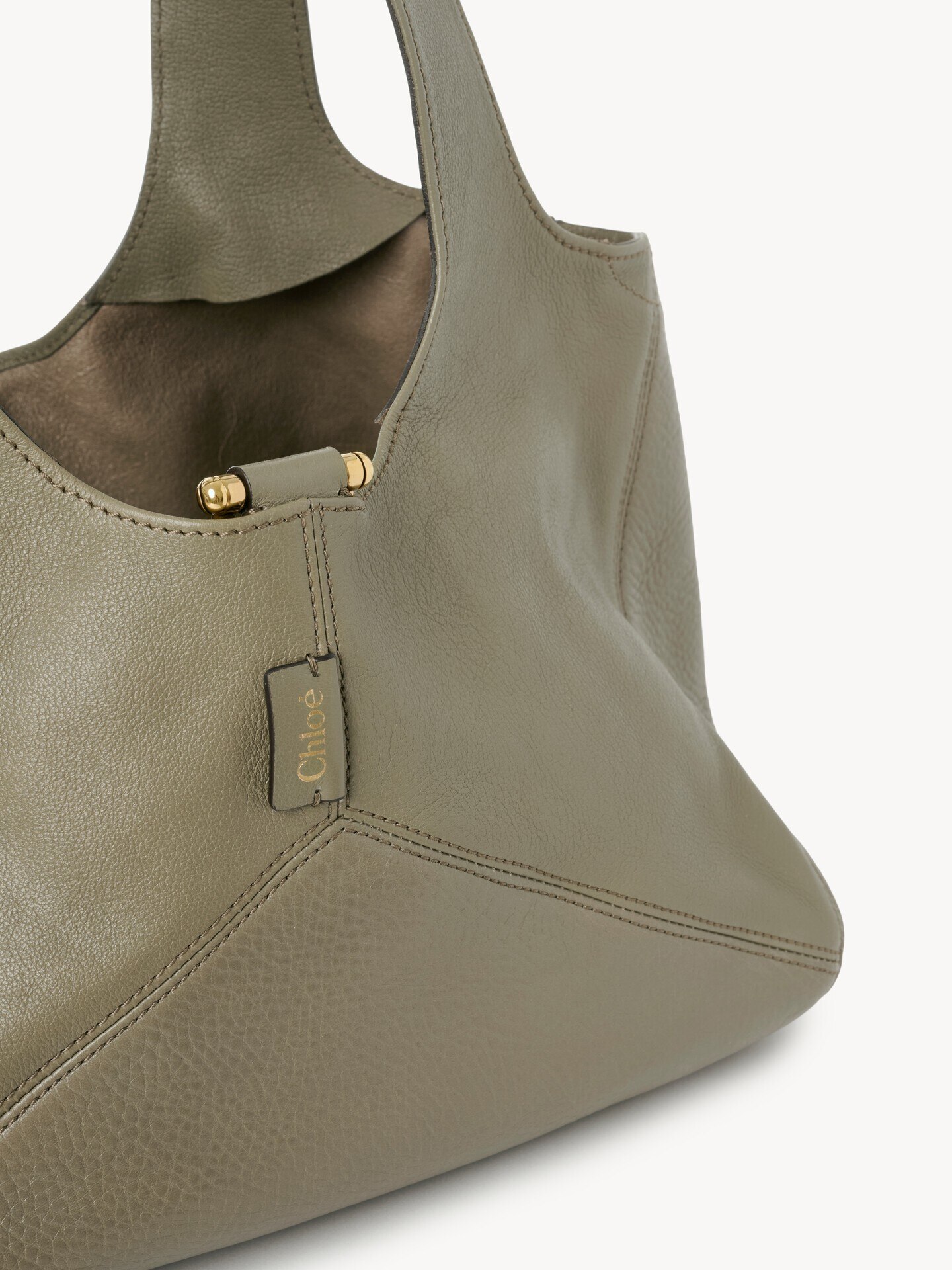 Bolso tote Chlo&eacute; Balloon East-West de cuero granulado - 6
