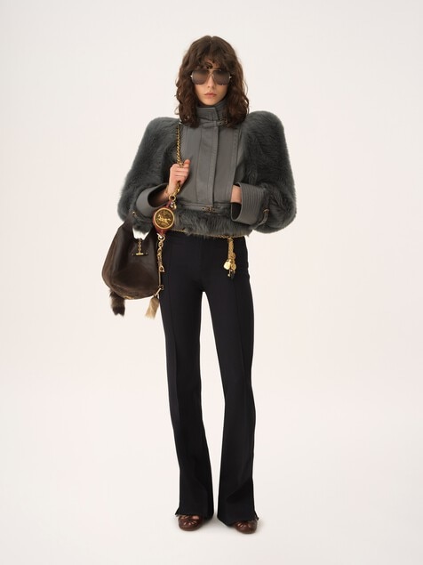 Chaqueta h&iacute;brida de cuello alto de cuero