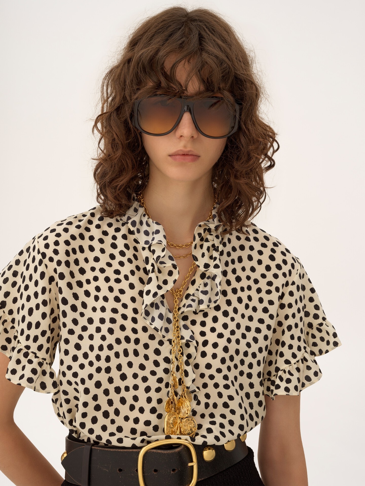 Short-sleeve ruffled top in crêpe de chine - 7