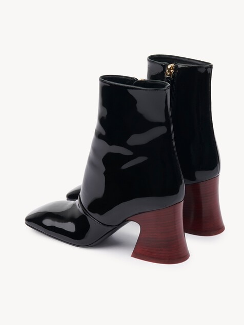 Janis heeled ankle boot