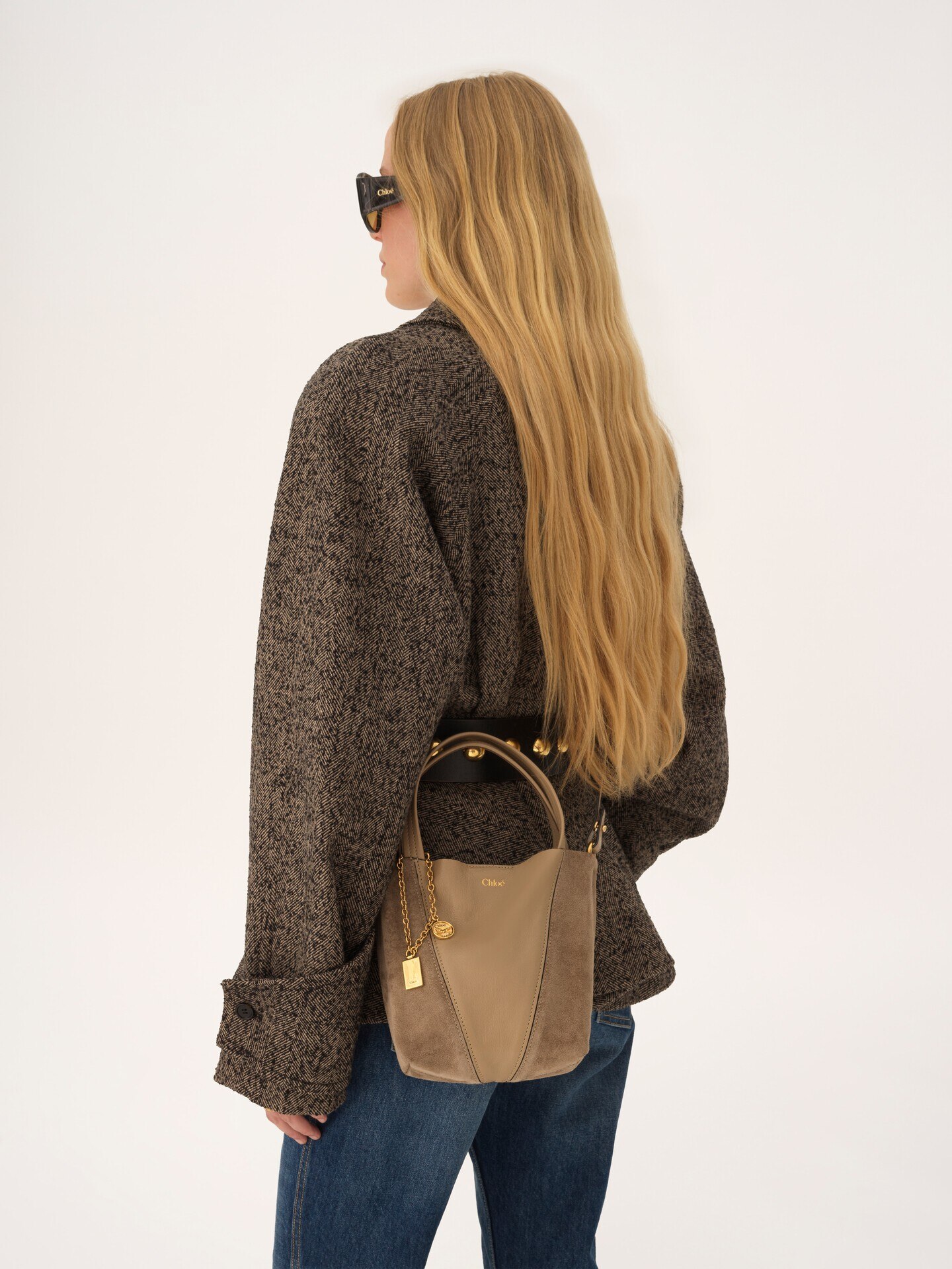 Small Chlo&eacute; Spin tote bag in grained and suede leather - 8