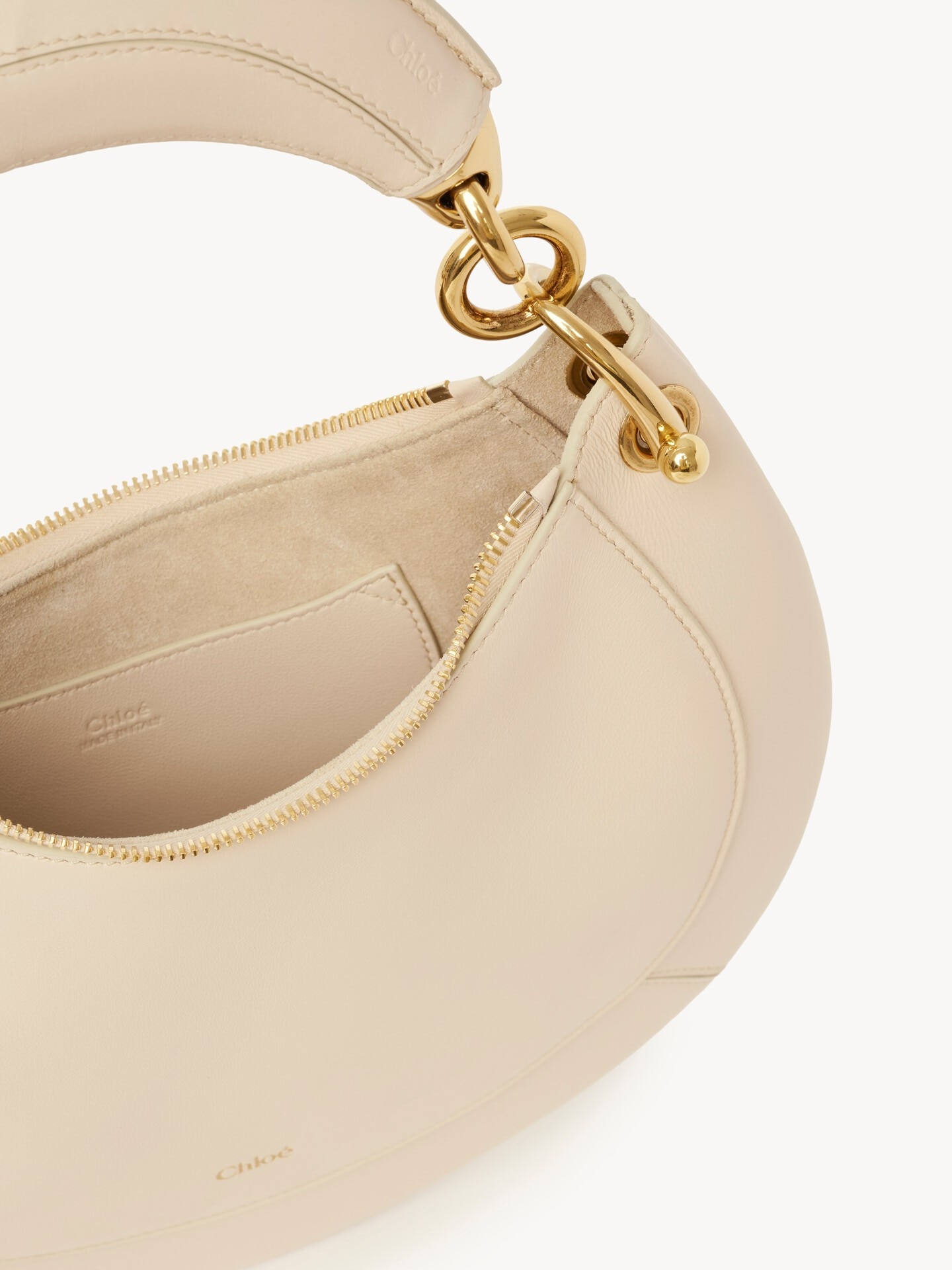Small Chlo&eacute; Banana zipped hobo bag in soft leather - 5