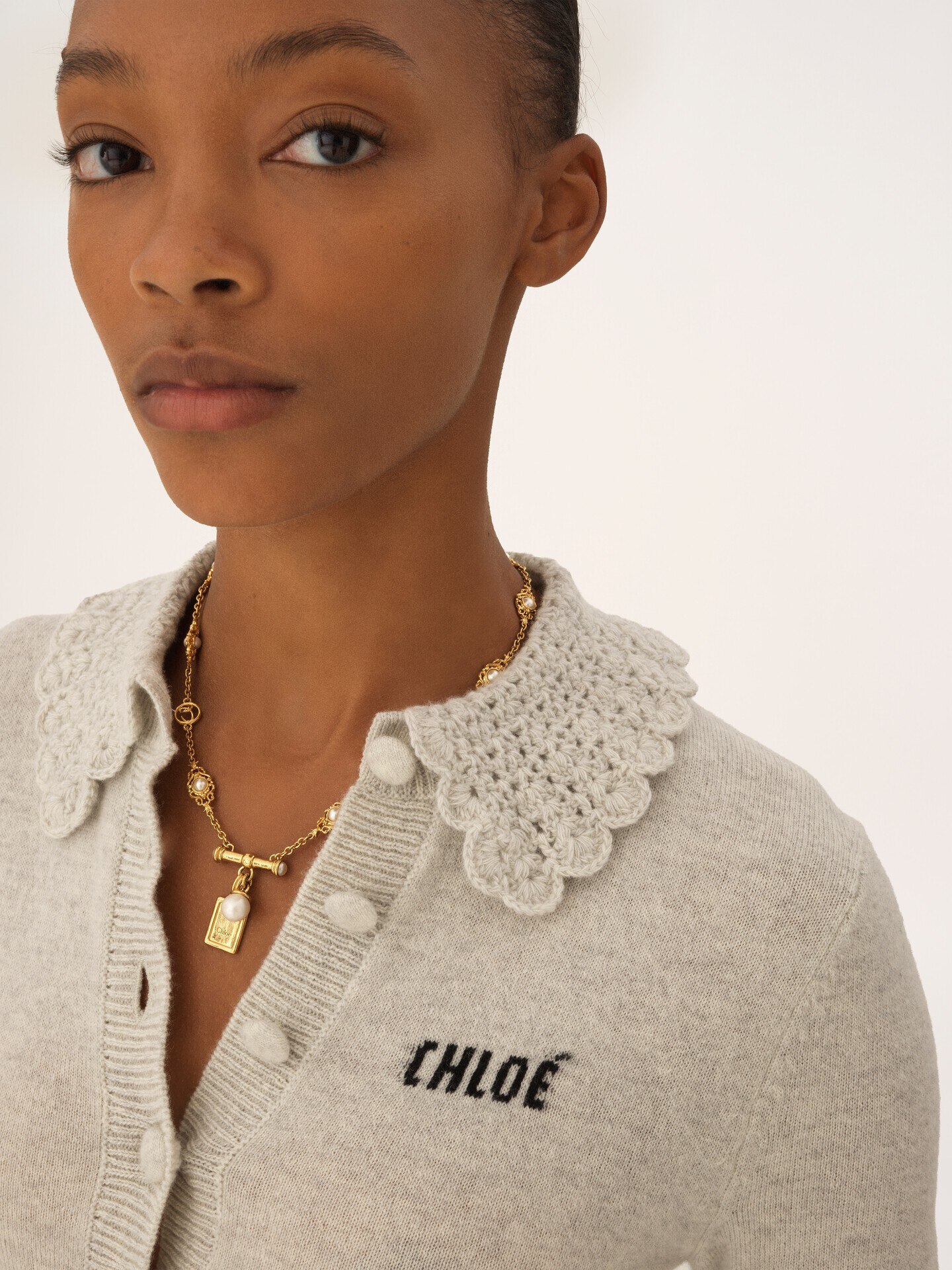 Fitted logo cardigan in a wool knit - 5