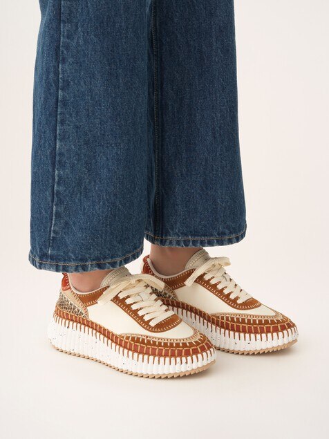 Nama sneaker