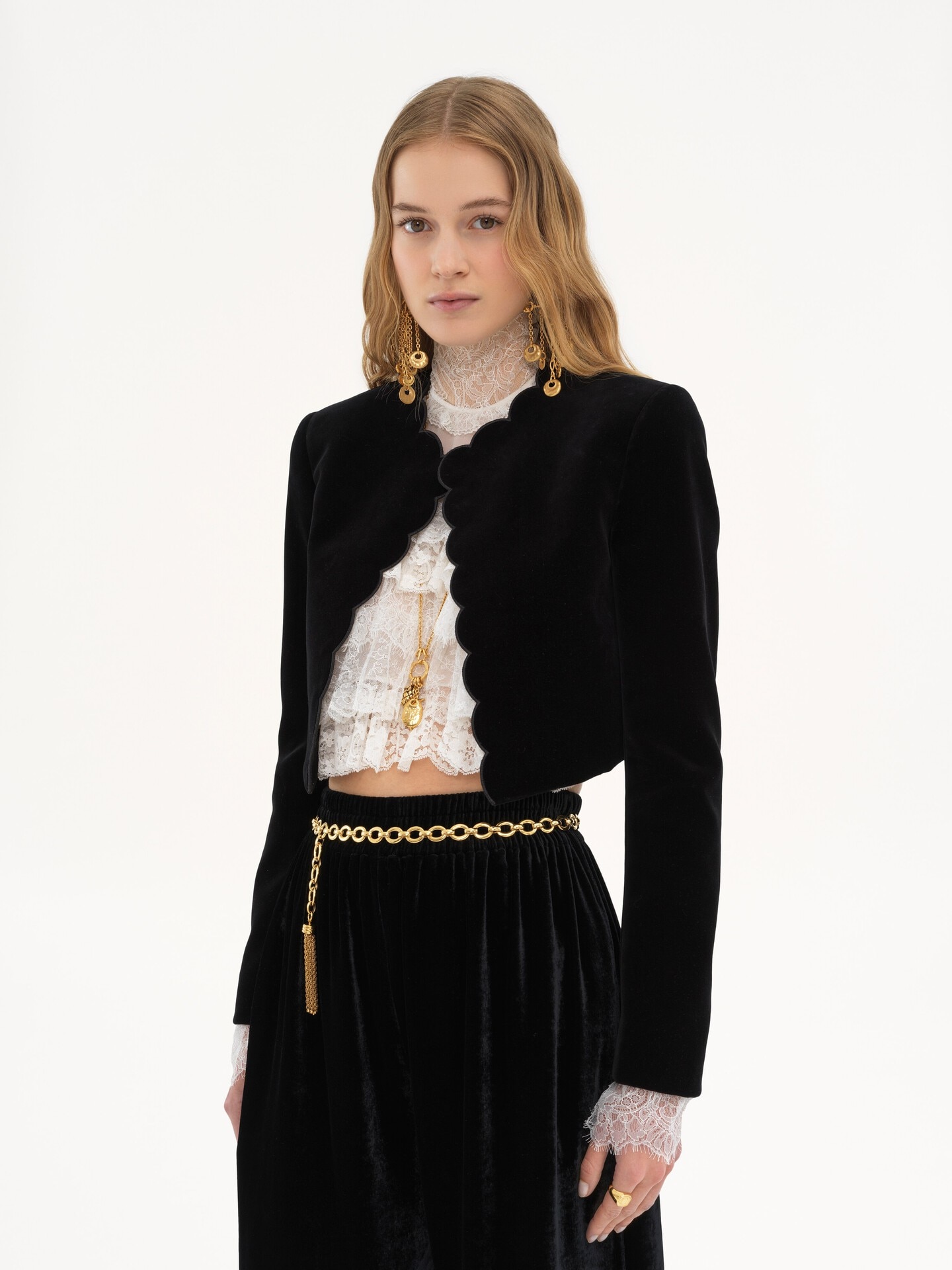 Scalloped Spencer jacket in velvet - 4
