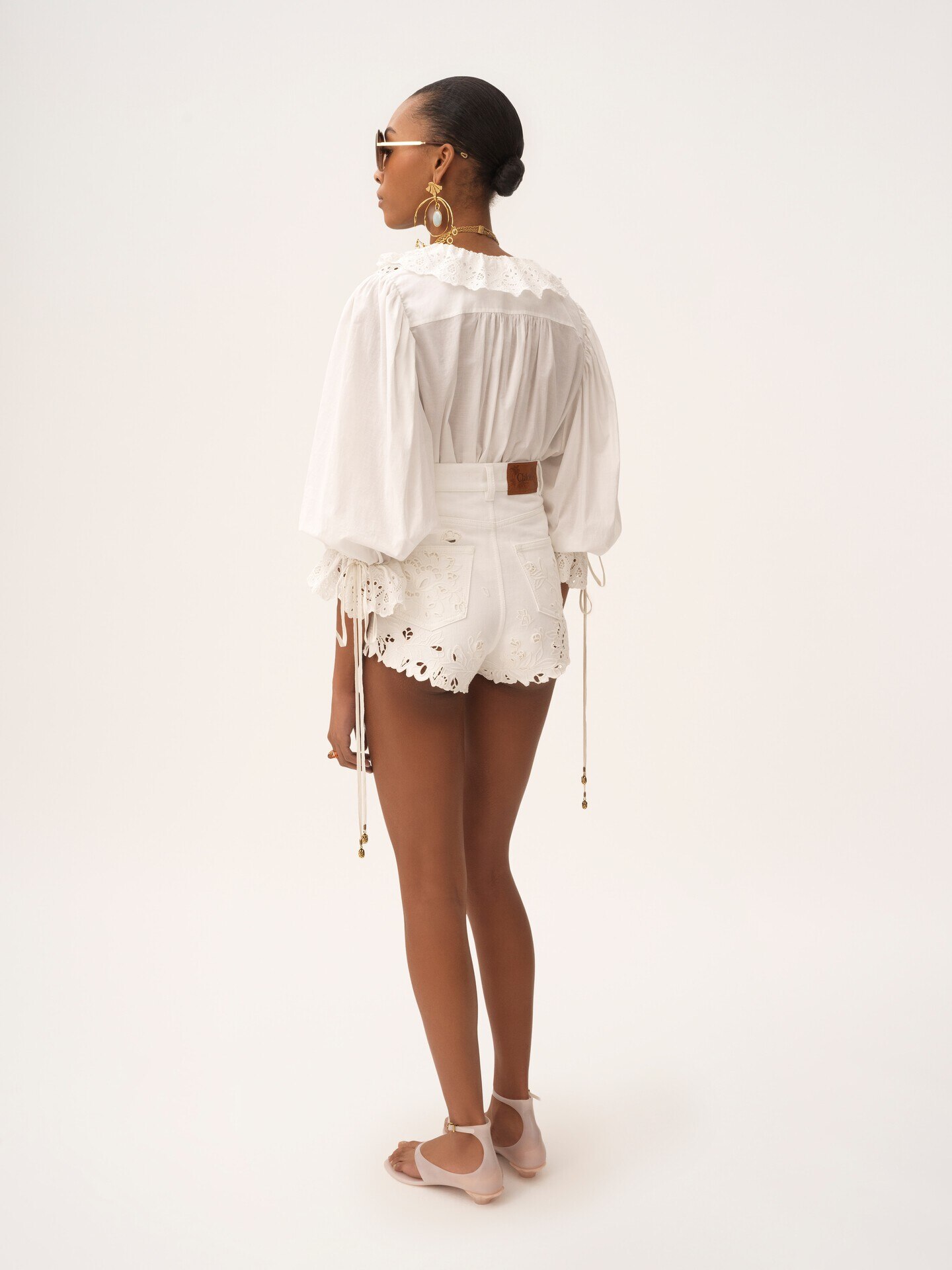 Puff-sleeve V-neck top in cotton voile - 4