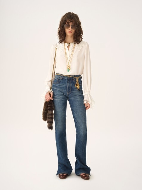 Fluid blouse in cr&ecirc;pe de chine & lace