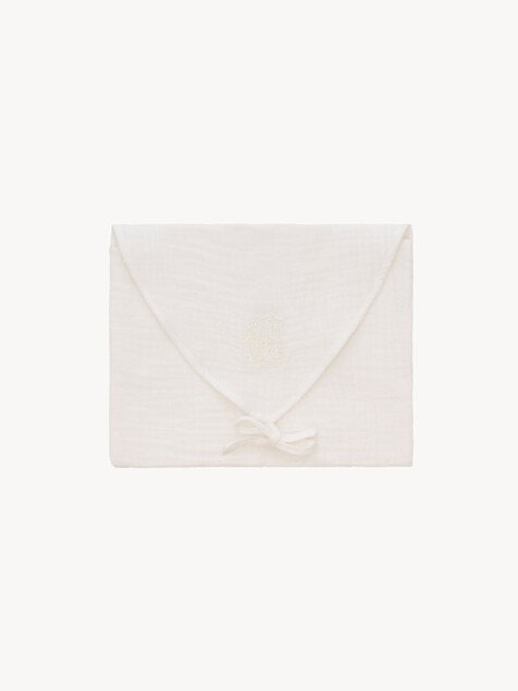 Baby gift set swaddles & pouch