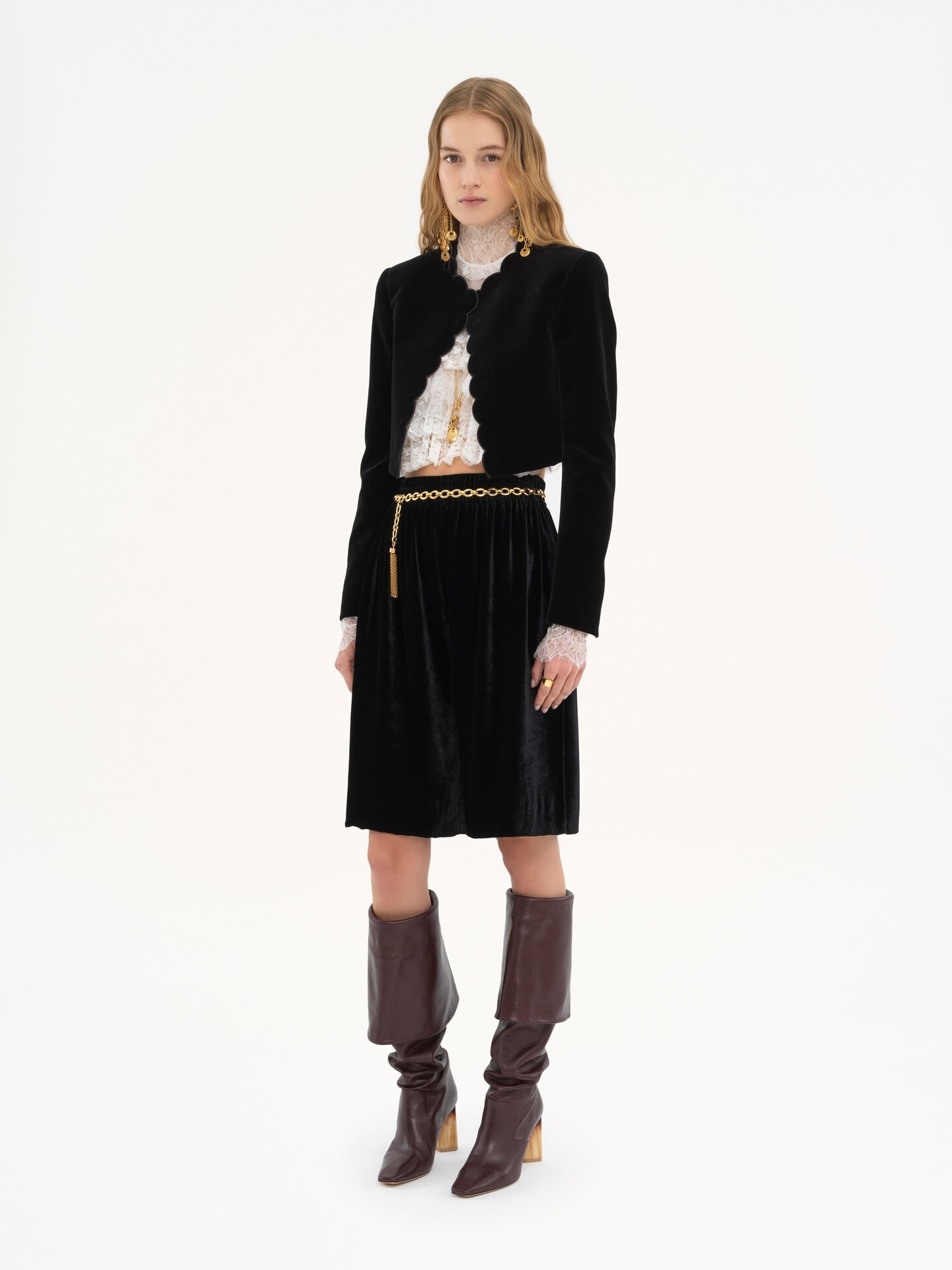 Scalloped Spencer jacket in velvet - 3