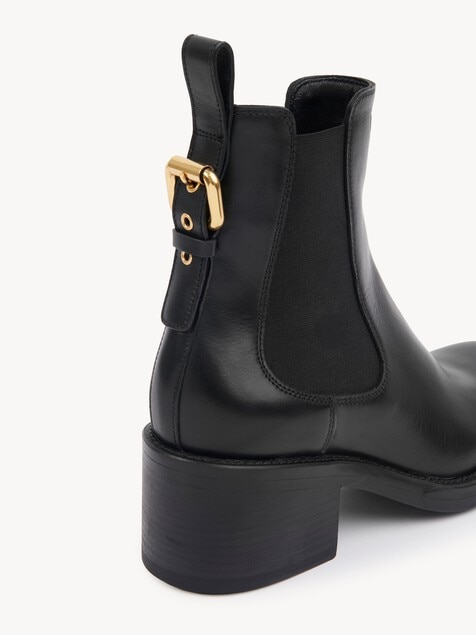 Dakota Chelsea boot