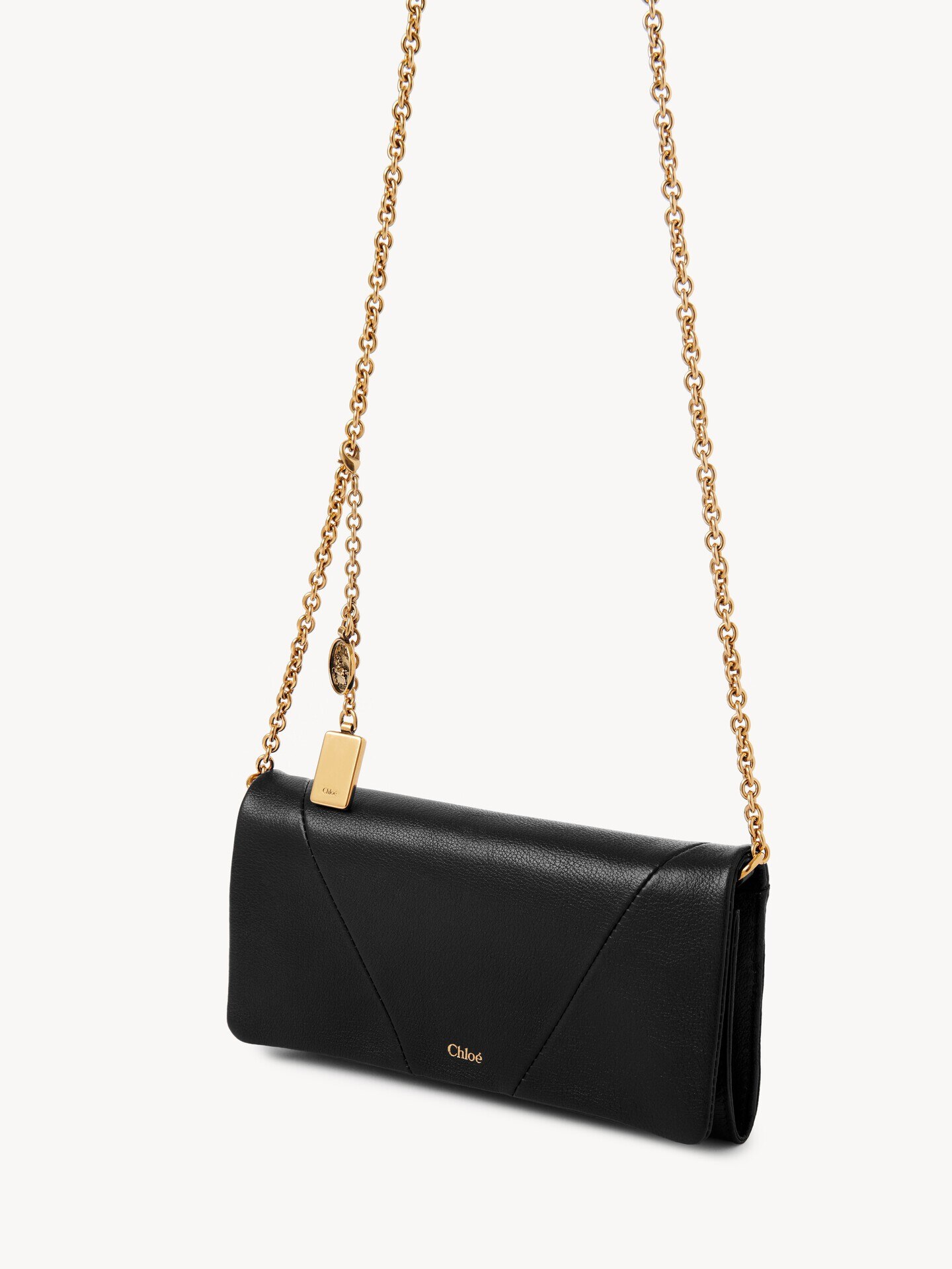 Chlo&eacute; Spin flap wallet on chain in grained leather - 4