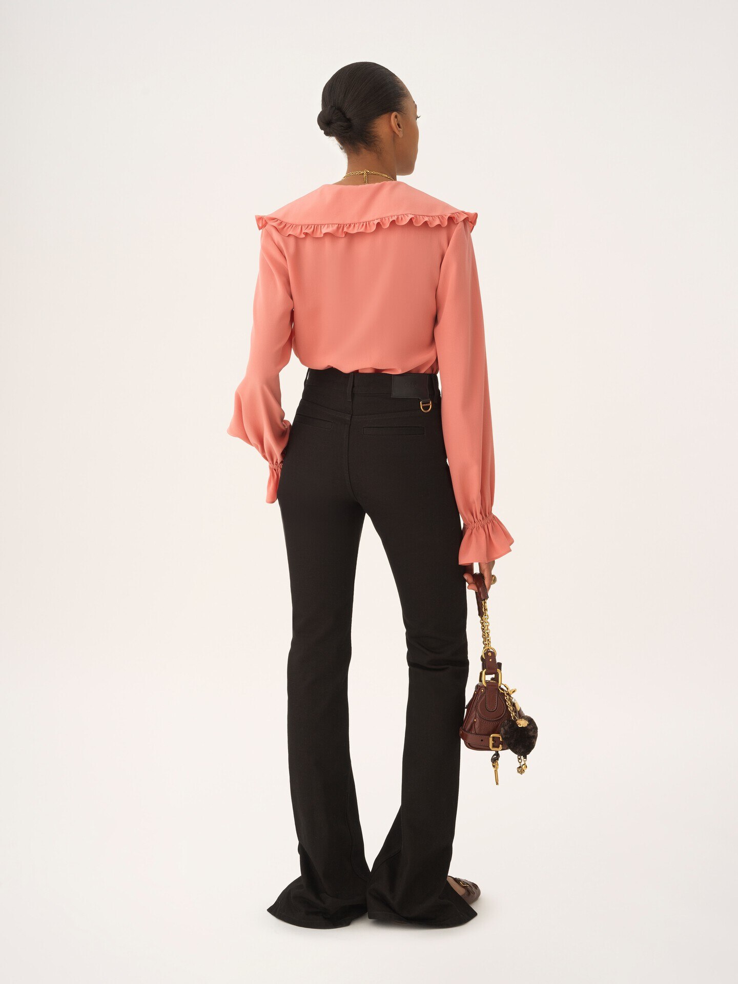Blusa fluida con volantes de crep&eacute; de seda china - 6