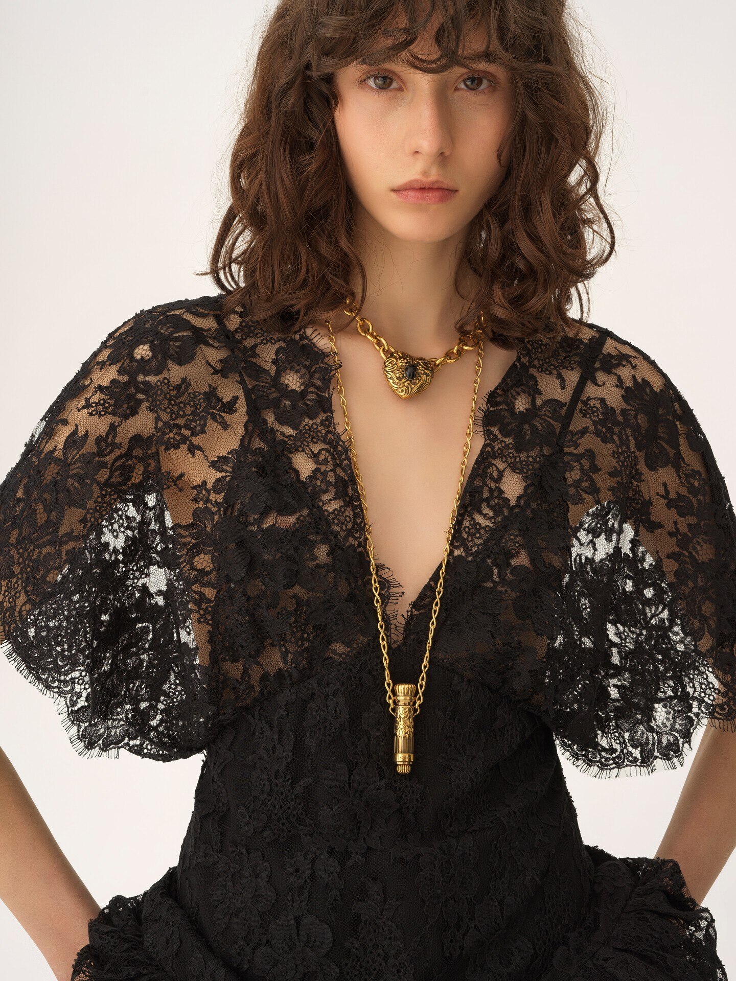 Fitted ruffle top in lace - 7