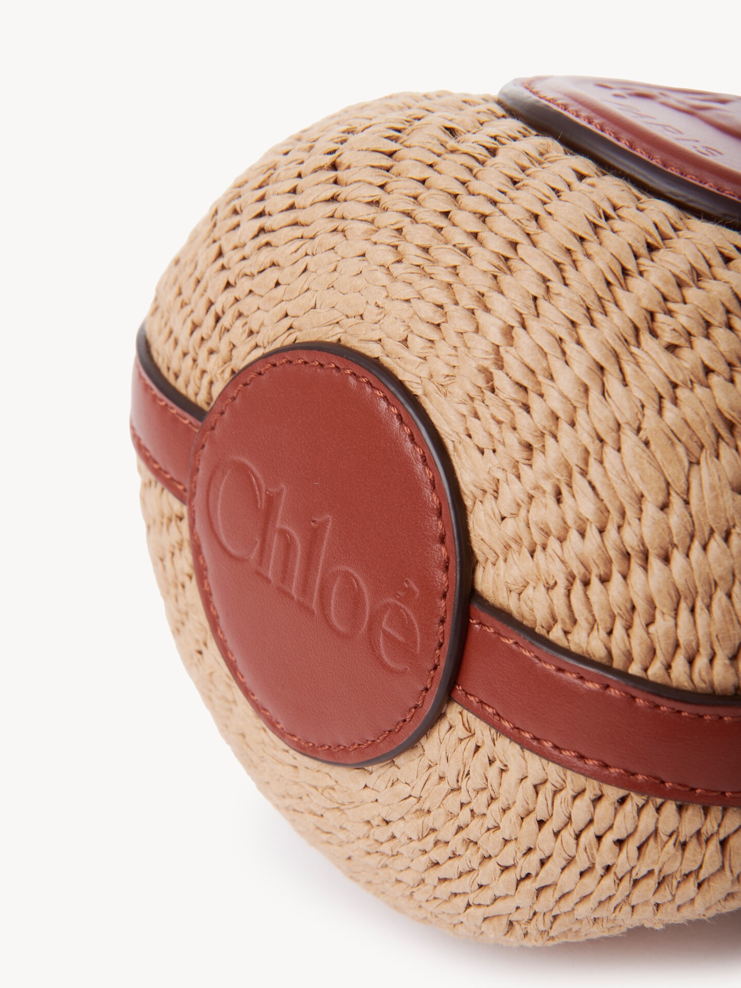 Mini Horse Medal basket bag in natural fibres - 7