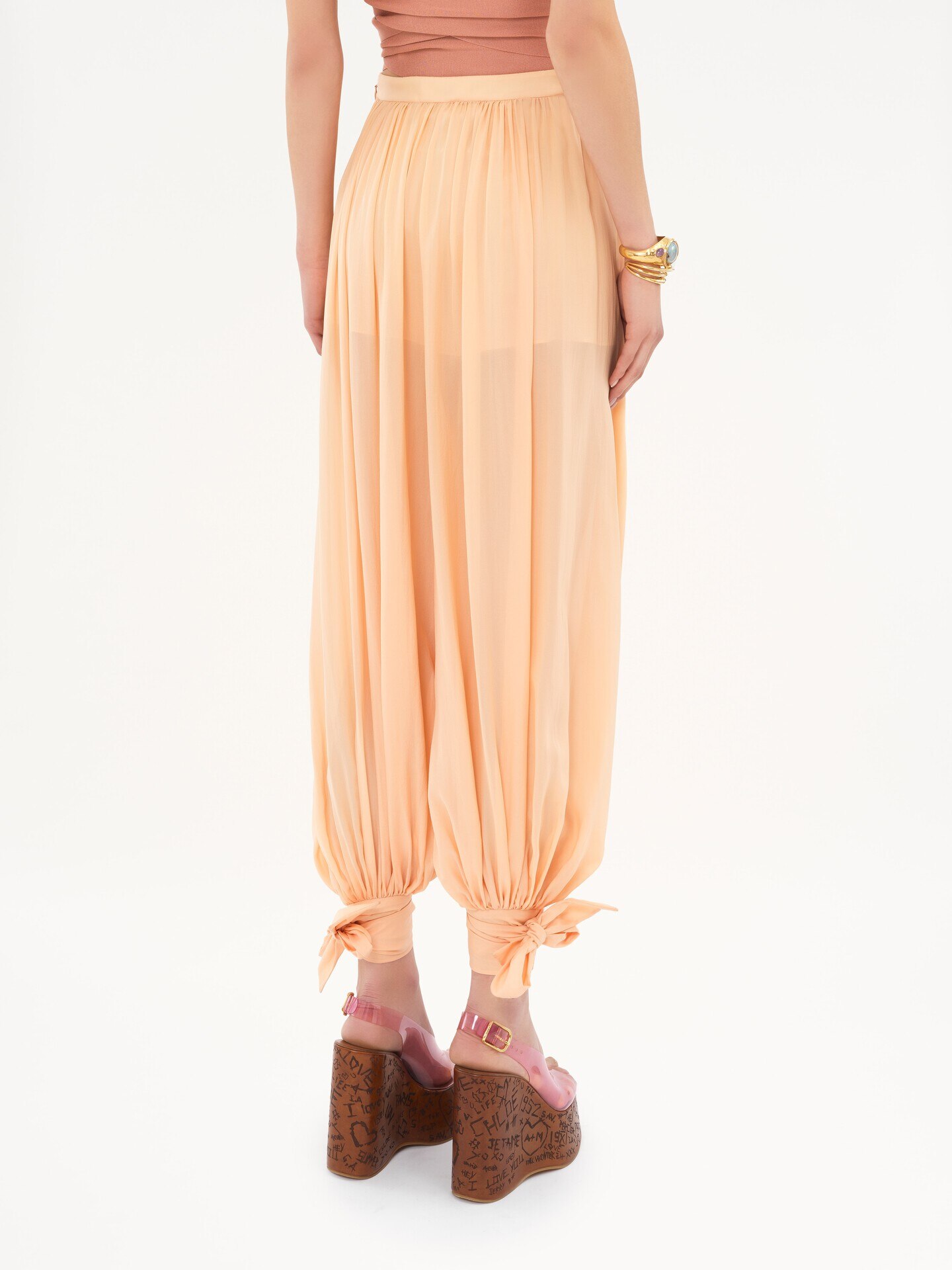 Fluid pleated trousers in silk charmeuse - 7