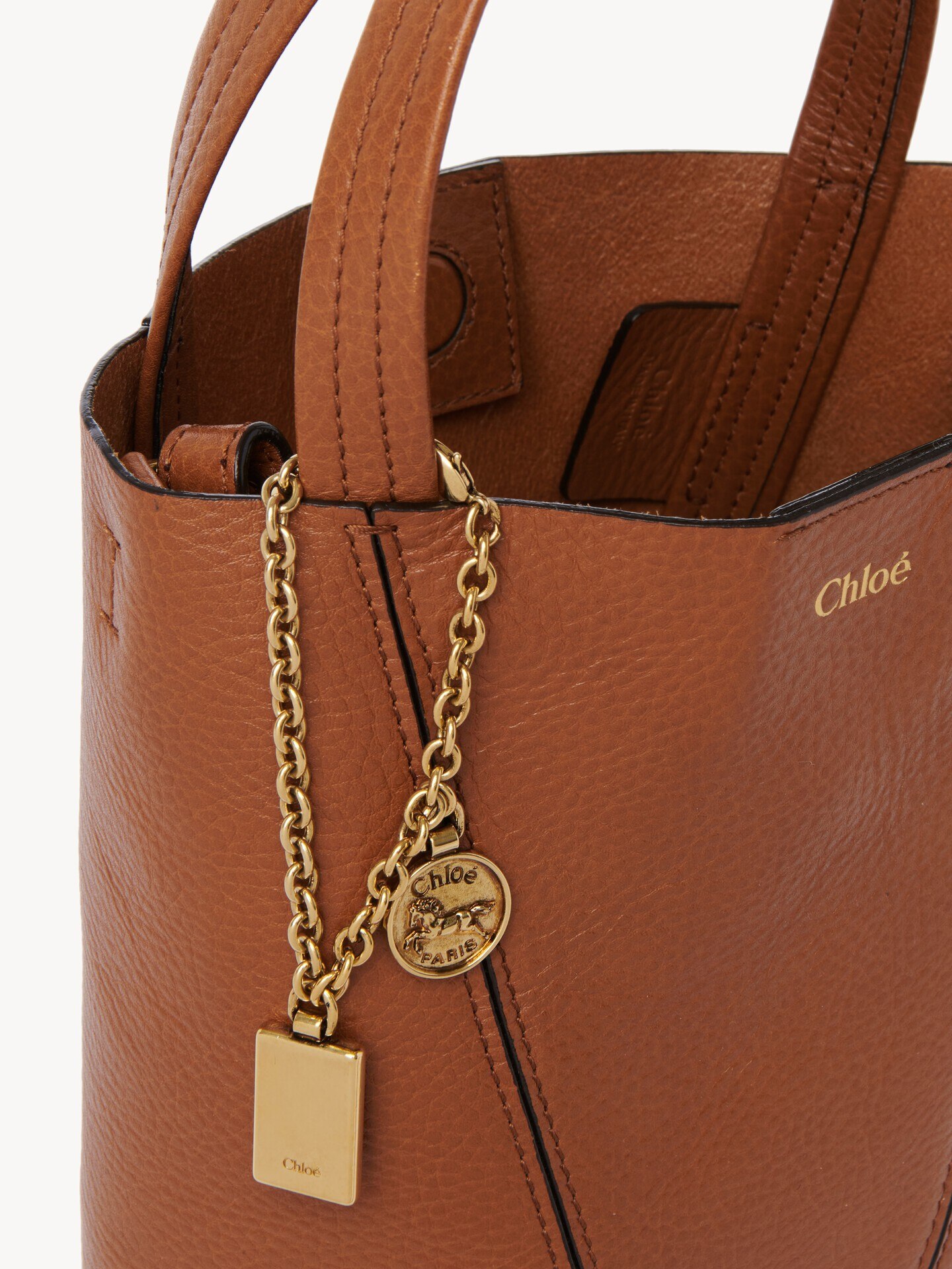 Small Chloé Spin tote bag in grained leather - 6