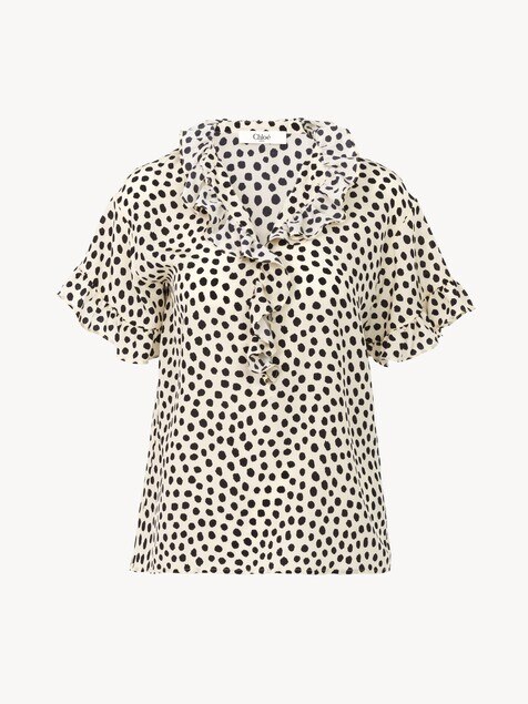 Short-sleeve ruffled top in cr&ecirc;pe de chine