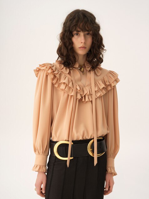 Top con volantes oversize con cuello redondo de crep&eacute; de seda china