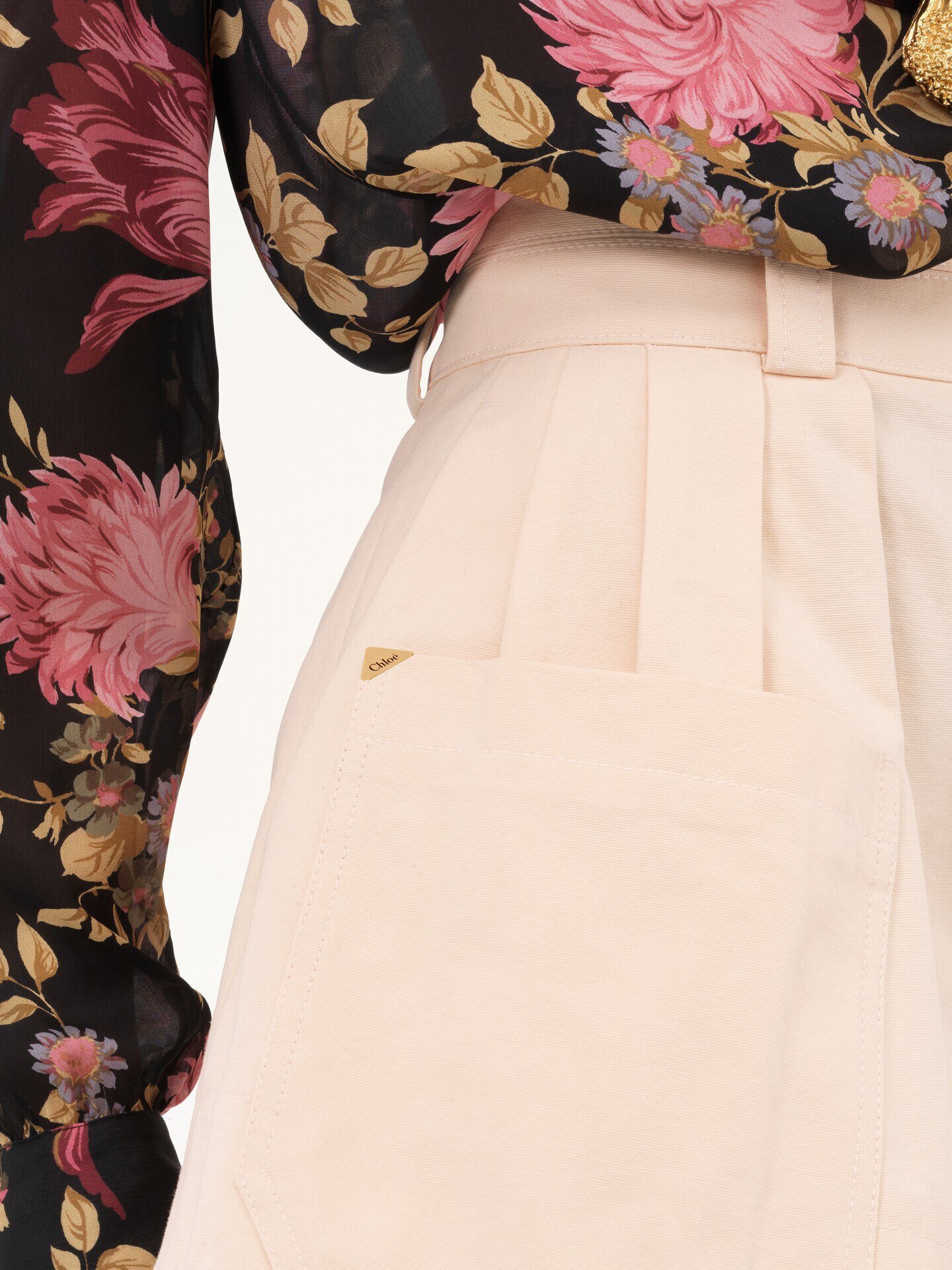 High-rise mini shorts in cotton canvas - 6