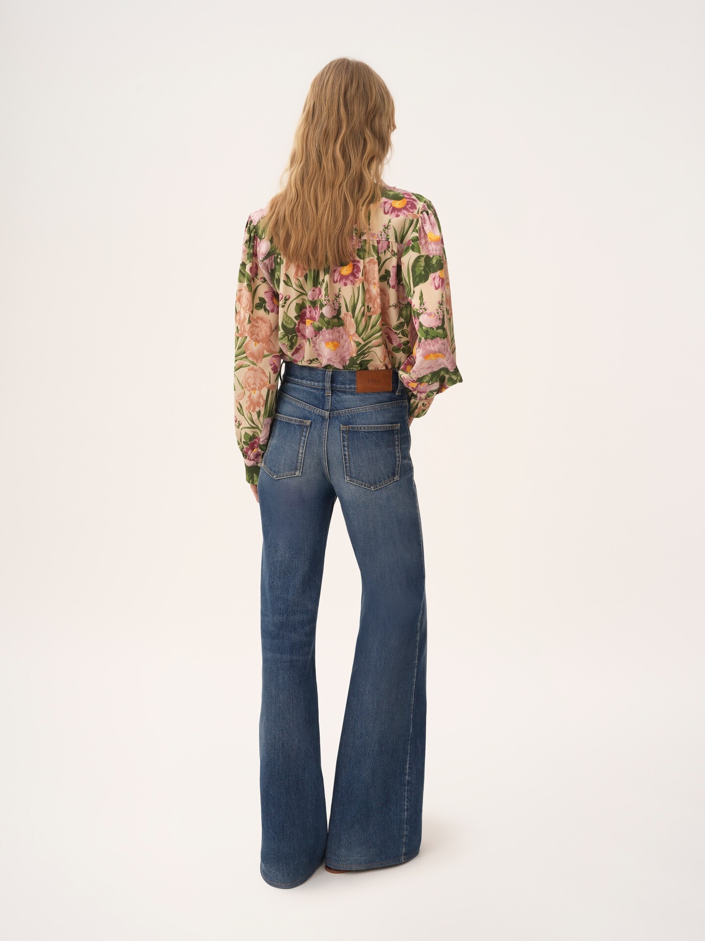 Maxi gathered lavallière blouse in crêpe de chine - 5