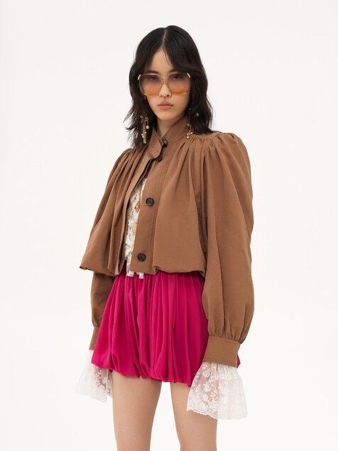 Chaqueta con fruncido globo de lino y algod&oacute;n