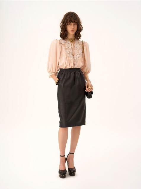 Fluid puff-sleeve top in crêpe de chine & lace