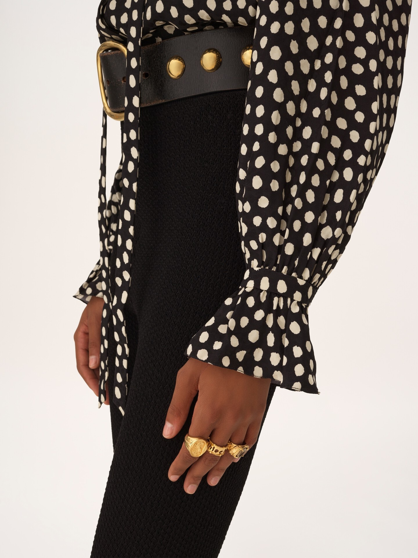 Tie-front ruffled blouse in silk jacquard - 6