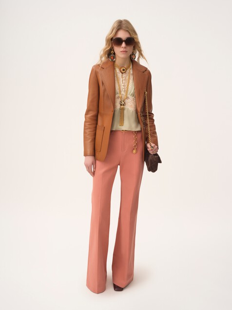 Tailored jacket in leather