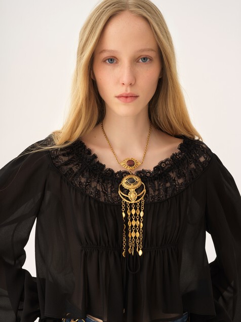 The Chloé Amulet necklace